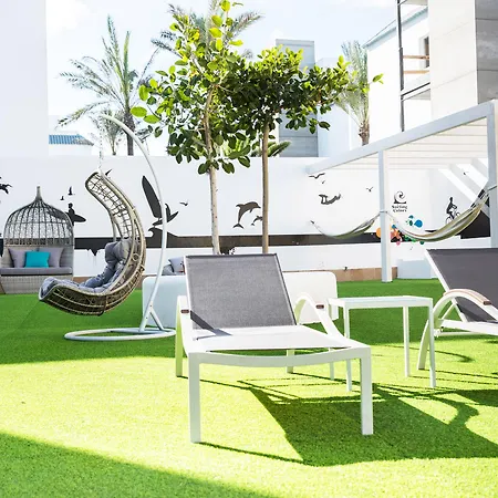 Surfing Colors Hotel&apartments דירה *