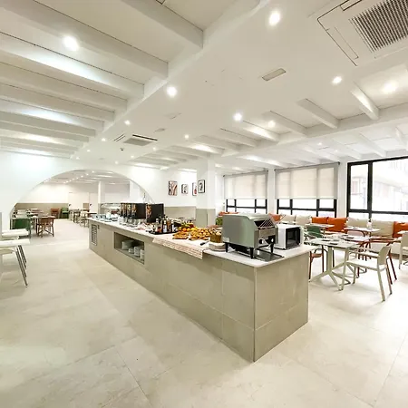 Surfing Colors Hotel&apartments * קורלחו