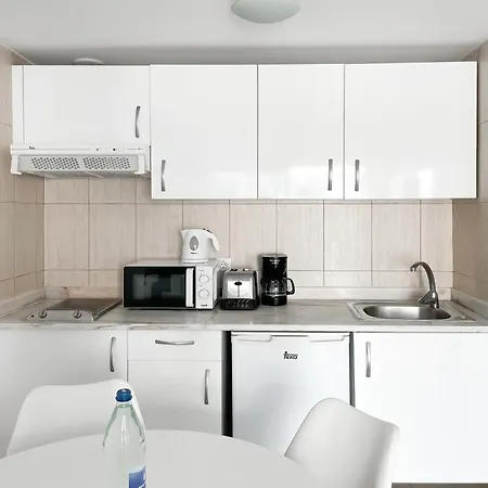 Surfing Colors Hotel&apartments * קורלחו