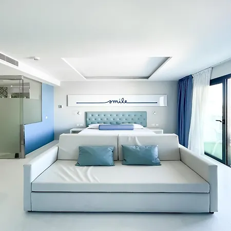 Surfing Colors Hotel&apartments דירה קורלחו