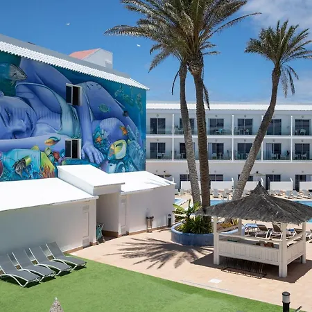 Surfing Colors Hotel&apartments קורלחו