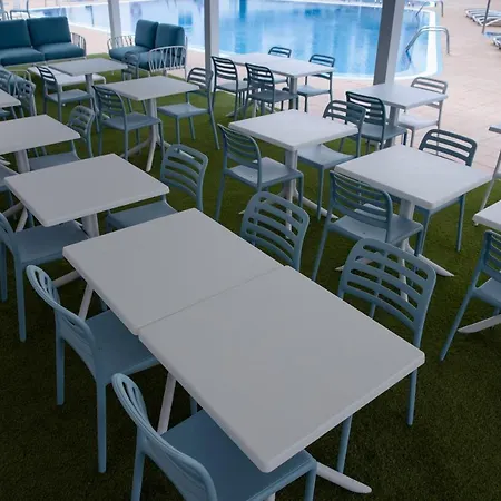 Surfing Colors Hotel&apartments קורלחו