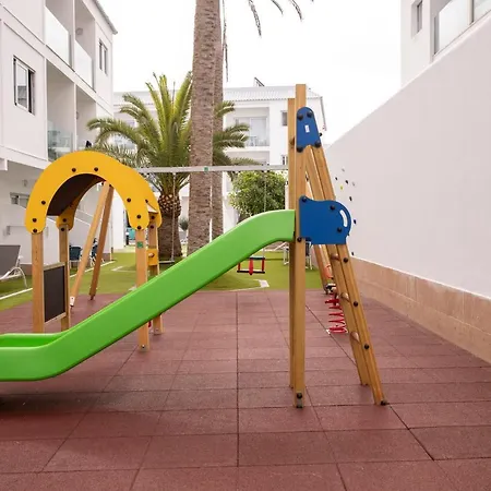 Surfing Colors Hotel&apartments קורלחו