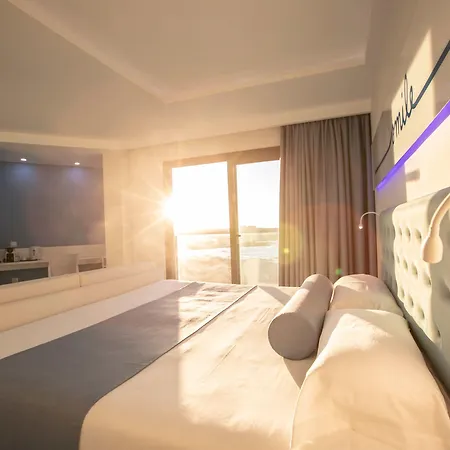 Surfing Colors Hotel&apartments